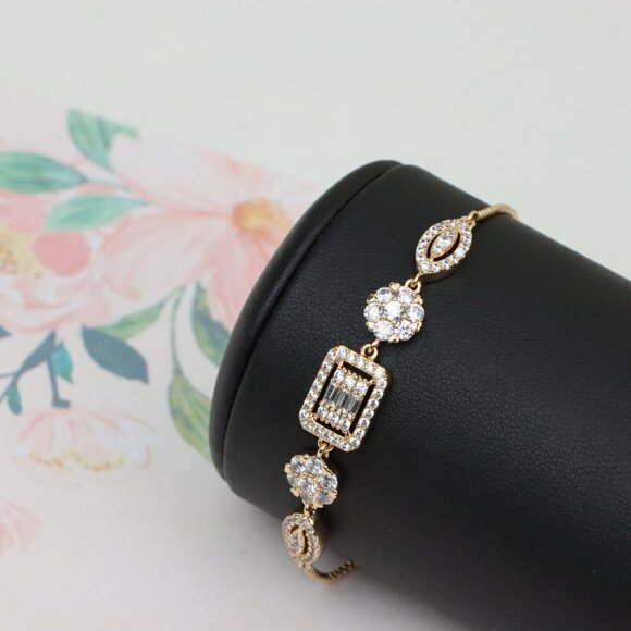 Elegant Rose Gold A-Bracelet with Sparkling Stones, Adjustable Size, XPAB0648 - Picture 7 of 12